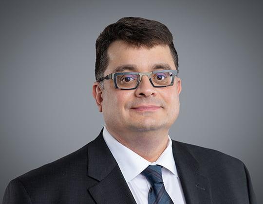 Carlos Martins, Lawyer, Defamation and Aviation Law, WeirFoulds LLP