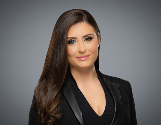 Christina Tereshyn, Lawyer, Real Estate Practice, WeirFoulds